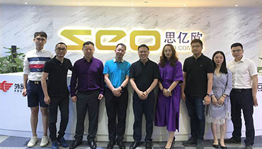 成都市青白江區(qū)大同鎮(zhèn)黨委副書記、鎮(zhèn)長李顯榮等一行到訪思億歐